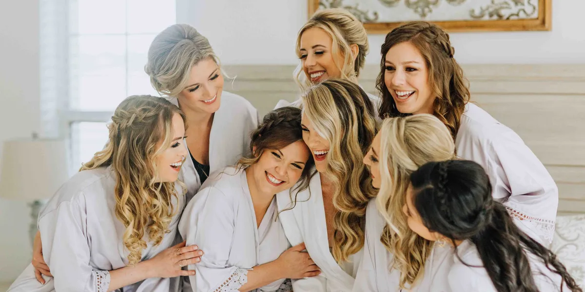 A bride and her bridesmaids getting ready in the Bridal Estate