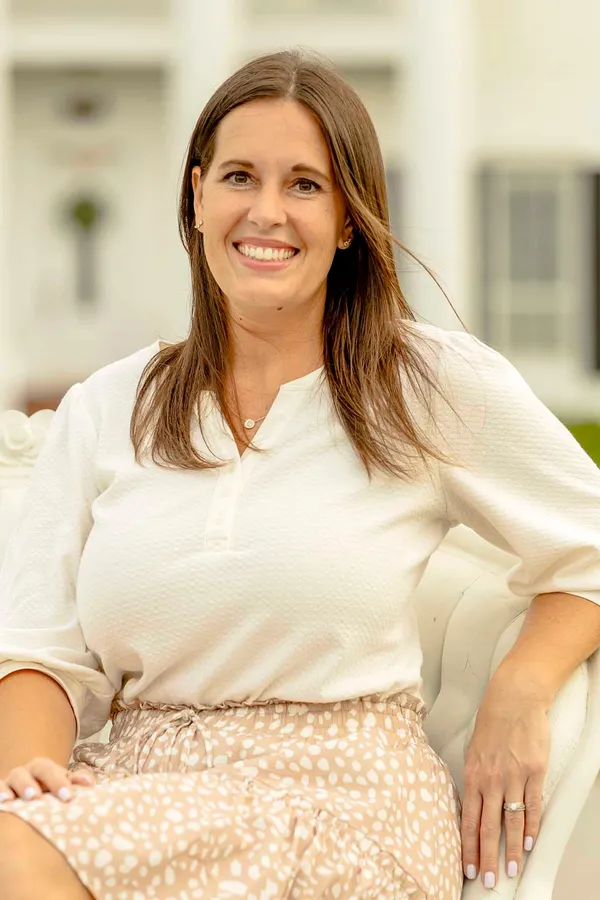 Britney Perzichilli, Wedding Coordinator and Décor Design