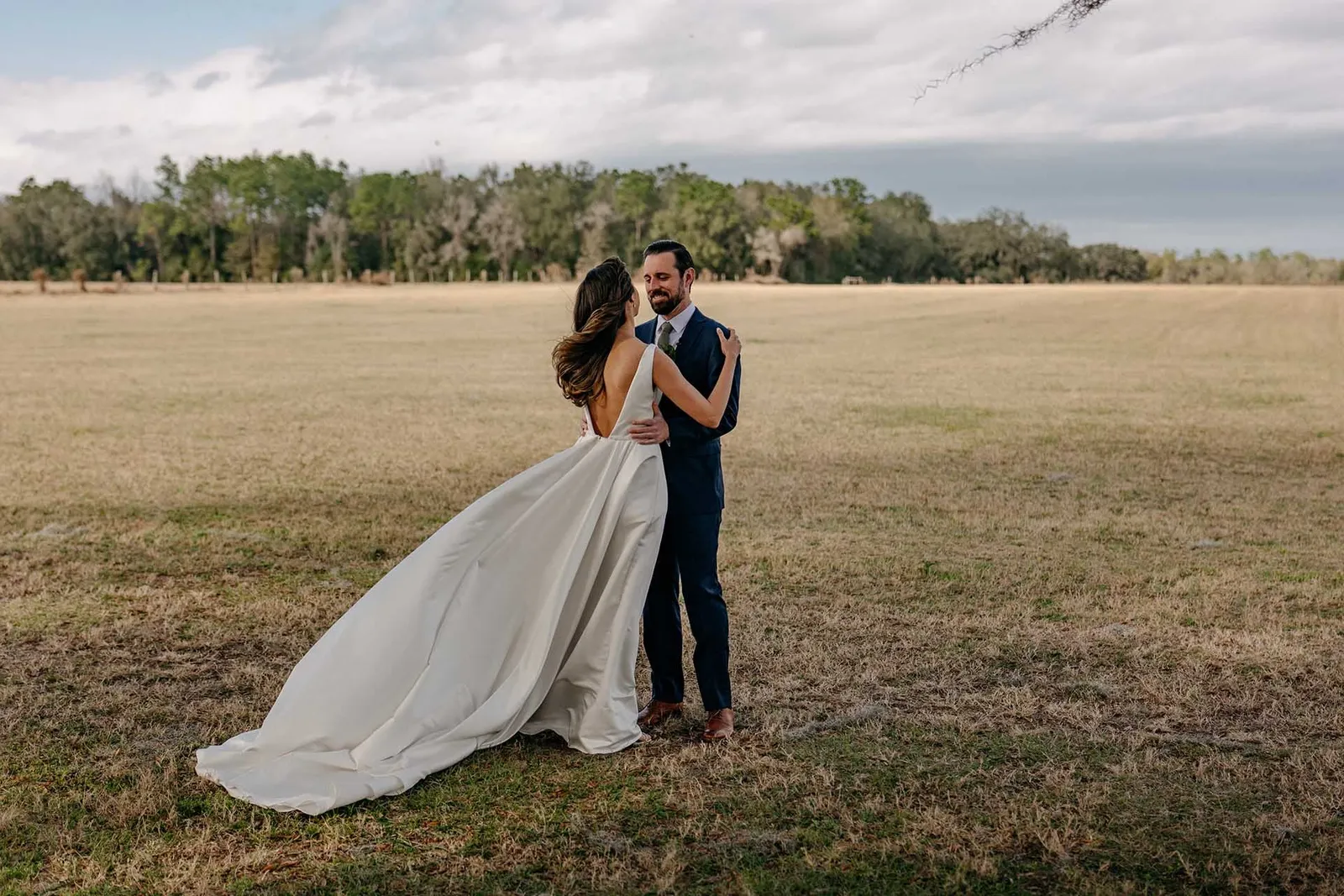 Matt and Marilia in the field