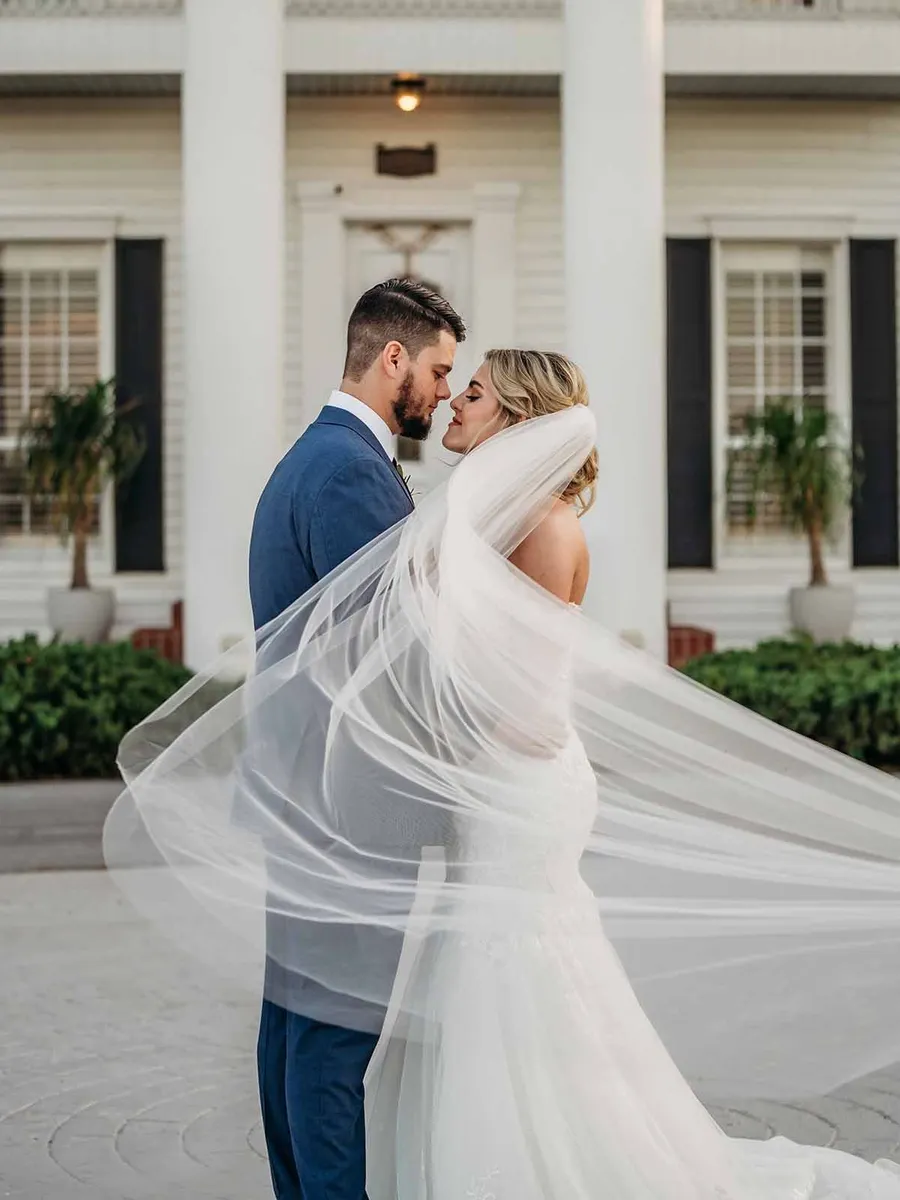 Savanah's veil in front of the house